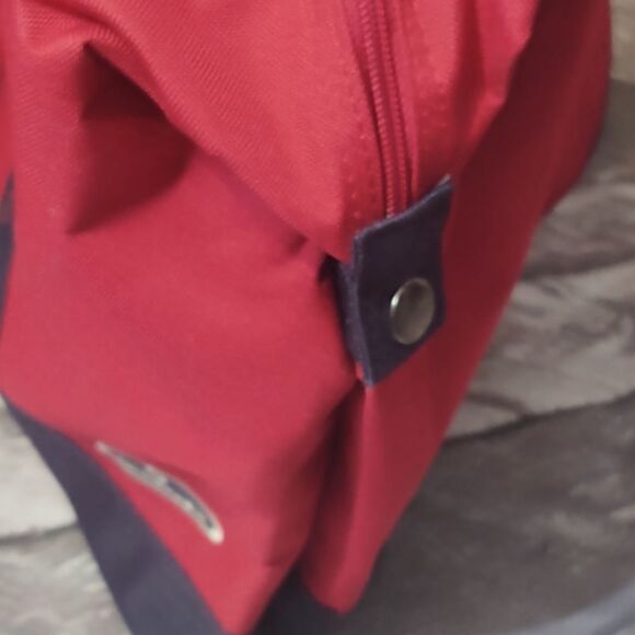 NWOT Samsonite Red Navy Blue Duffle Overnight Bag - Picture 2 of 8